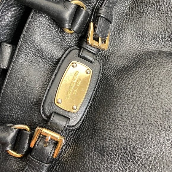 Micheal Kors Hamilton Tote Bag - Picture 2 of 5